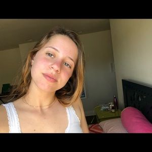 Meet your Posher, Sidonia